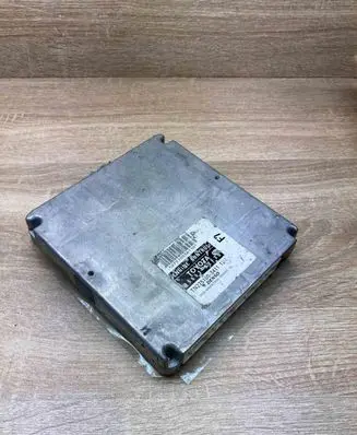 Toyota Corolla E120 E130 Engine control unit/module ECU 8966102F70 2751003411