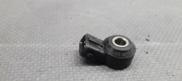 Mercedes-Benz E W124 Steering rack control module 