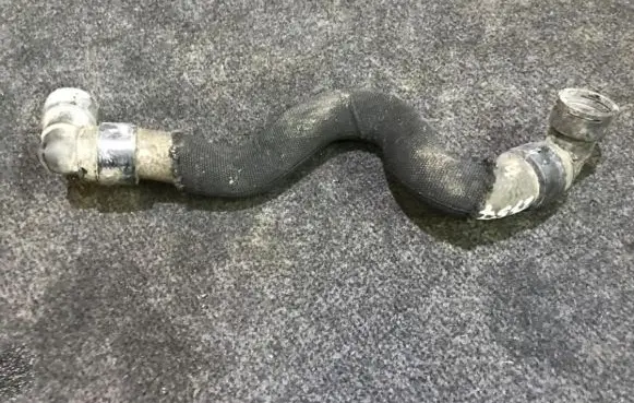 Citroen C8 Engine coolant pipe/hose
