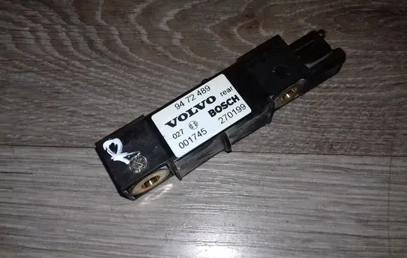 Volvo S80 Airbag deployment crash/impact sensor 001745 9472489 270199