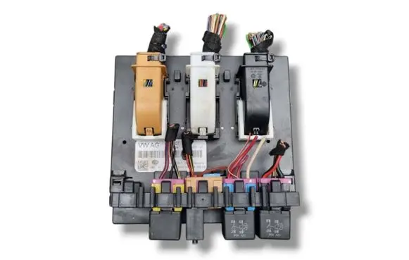 Audi A3 S3 A3 Sportback 8P Comfort/convenience module 5DK009653-26 8P0907063G