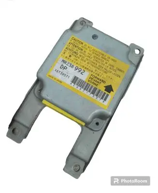 Mitsubishi Lancer Airbag control unit/module MR238992 X6T39571