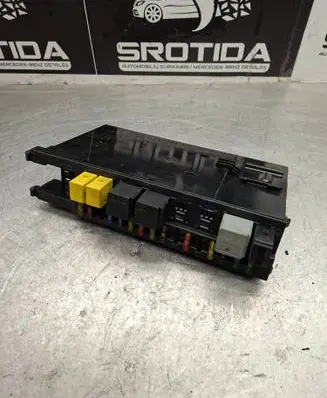 Mercedes-Benz E W211 Fuse module 2115454901 5DK00804725