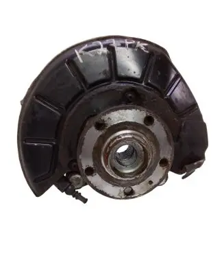 Volkswagen PASSAT B7 Front wheel hub