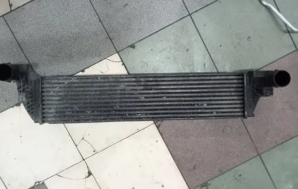 Renault Laguna II Intercooler radiator 8200292773