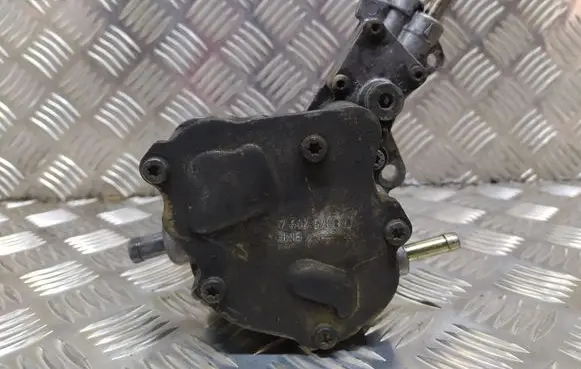 Volkswagen Bora Vacuum pump 038145209A