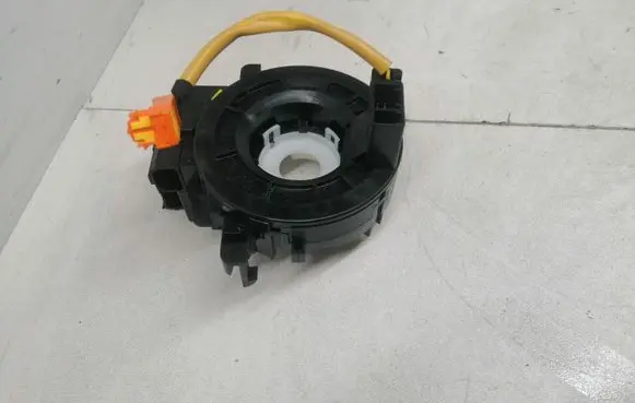 Toyota Avensis T270 Airbag slip ring squib (SRS ring) N5205030 39SUGS80