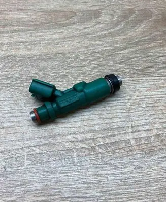 Toyota Prius (XW20) Fuel injector 2325021020