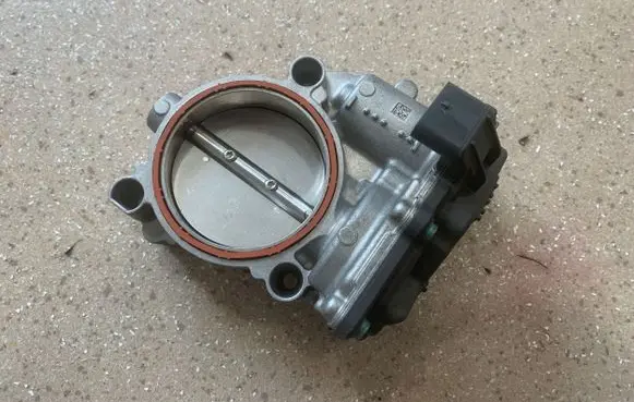 BMW 4 G22 G23 G24 G26 Throttle valve 8667415