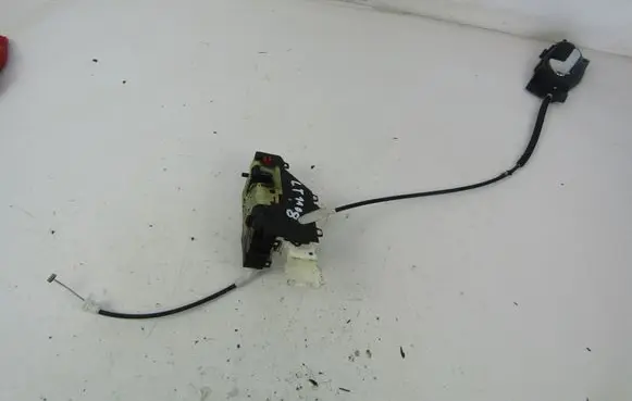 Peugeot 407 Rear door lock 