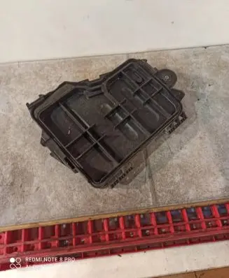 Audi A8 S8 D3 4E Fuse box cover 4E1937128