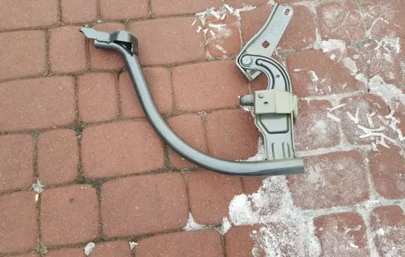 Volkswagen PASSAT B8 Tailgate/trunk/boot hinge 3G5827301A