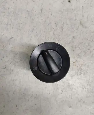 Volkswagen Golf IV Light switch