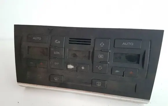 Audi A3 S3 8P Climate control unit 8E0820043 0070800