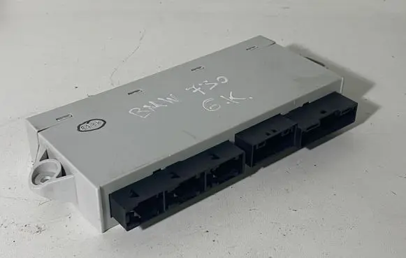 BMW 7 E65 E66 Door central lock control unit/module 6958447 61356958447