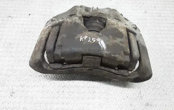 Volvo XC90 Front brake caliper 8683758