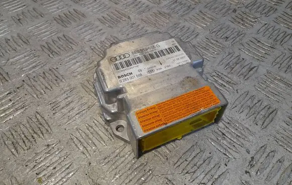 Audi A4 S4 B7 8E 8H Airbag control unit/module 8E0959655G
