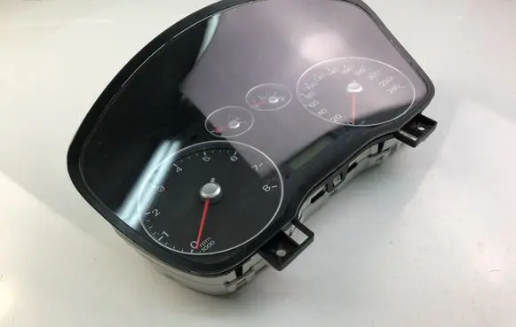 Ford C-MAX I Speedometer (instrument cluster) 3M5T10849EJ