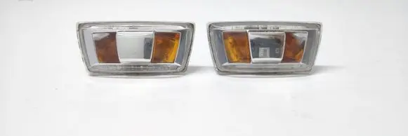 Opel Corsa D Front fender indicator light T090025 190607