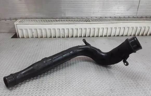 Volvo V70 Intercooler hose/pipe 8624887