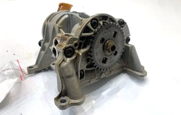 Volkswagen T-Roc Oil pump 05E145208D