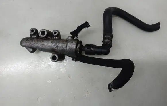 Opel Zafira B Fuel pressure regulator 