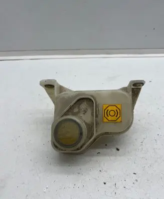 Maserati Quattroporte Brake fluid reservoir A965