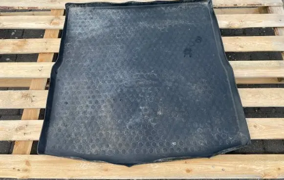 Volkswagen Golf VI Rubber trunk/boot mat liner 