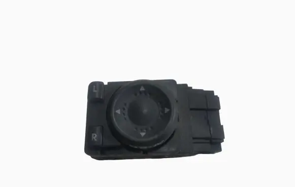Volkswagen PASSAT B5 Wing mirror switch 3B1959565B