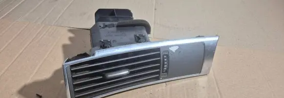 Audi A6 S6 C6 4F Dashboard side air vent grill/cover trim 4F1820901A