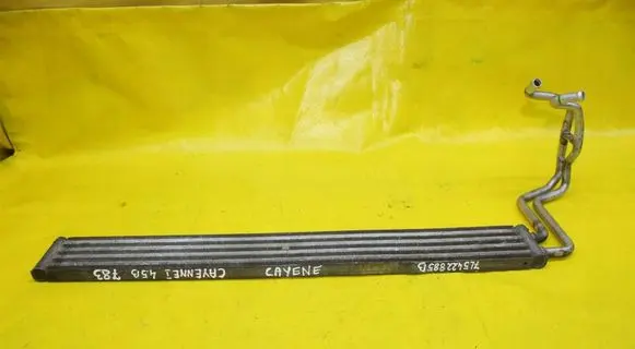 Engine oil radiator