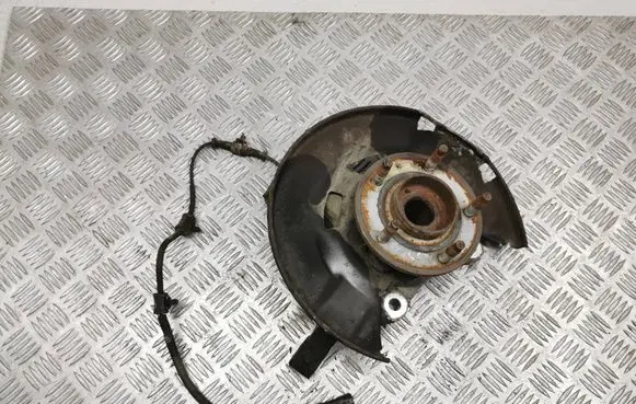 Opel Astra J Rear wheel hub spindle/knuckle