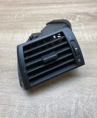 BMW 3 E46 Dashboard side air vent grill/cover trim 8361897