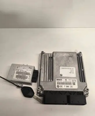 Engine ECU kit and lock set