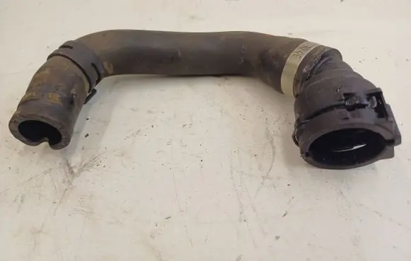 Volvo XC60 Engine coolant pipe/hose 31338461