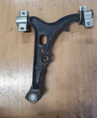 Alfa Romeo Spider Front lower control arm/wishbone 71738286 JTC153-TRW