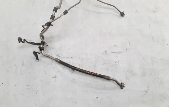 Air conditioning (A/C) pipe/hose