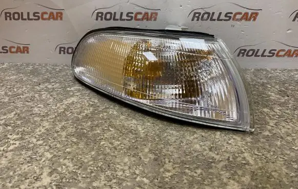 Mazda 626 Front indicator light 183172B 183172012B