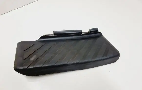 Skoda Octavia Mk3 (5E) Foot rest pad/dead pedal 5Q1864777B