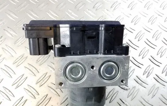 Ford Mondeo MK IV ABS Pump 8G912C405AB 16565704 B47QA