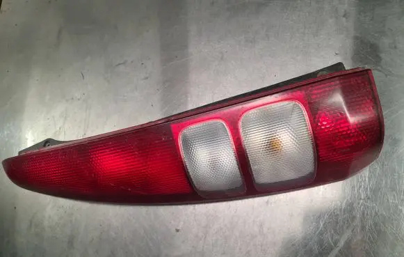 Honda HR-V Rear/tail lights P0003