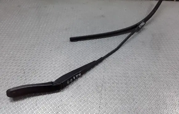 Volvo S80 Windshield/front glass wiper blade 31276002