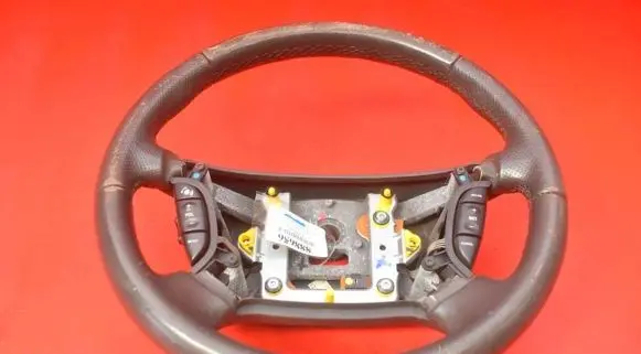 Jaguar S-Type Steering wheel