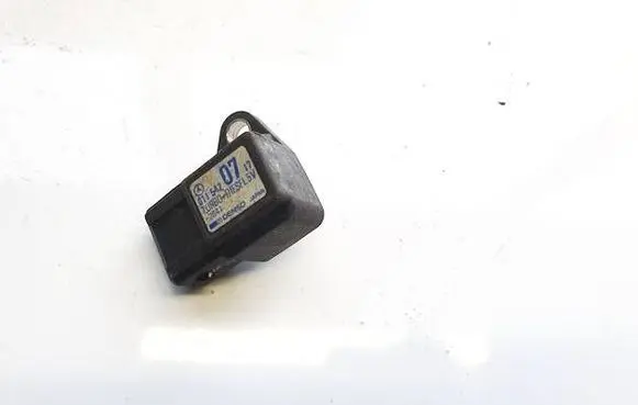 Mercedes-Benz E W210 Air pressure sensor 0115420717 2841