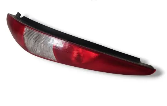 Ford Mondeo Mk III Rear/tail lights 1S7113404C