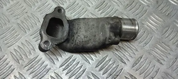 Toyota Avensis T220 Engine coolant pipe/hose