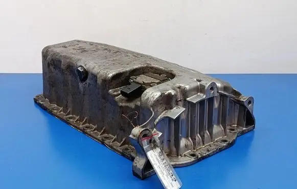 Volkswagen Polo Oil sump 038103603N