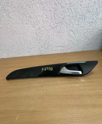 Mercedes-Benz GLE (W166 - C292) Rear door interior handle A1667600561 F5709
