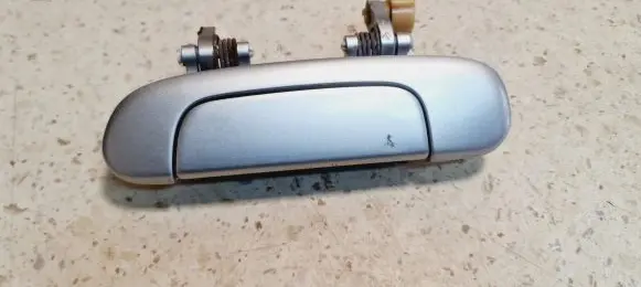 Mazda Premacy Rear door exterior handle VL32