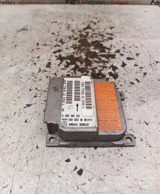 Mercedes-Benz C W202 Airbag control unit/module 0018201926 0285001213